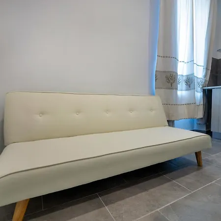 Гостьовий будинок Iside 3*